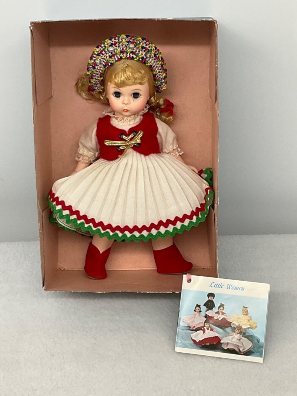 Madame Alexander Hungary 597 International Doll In Box With Tag
